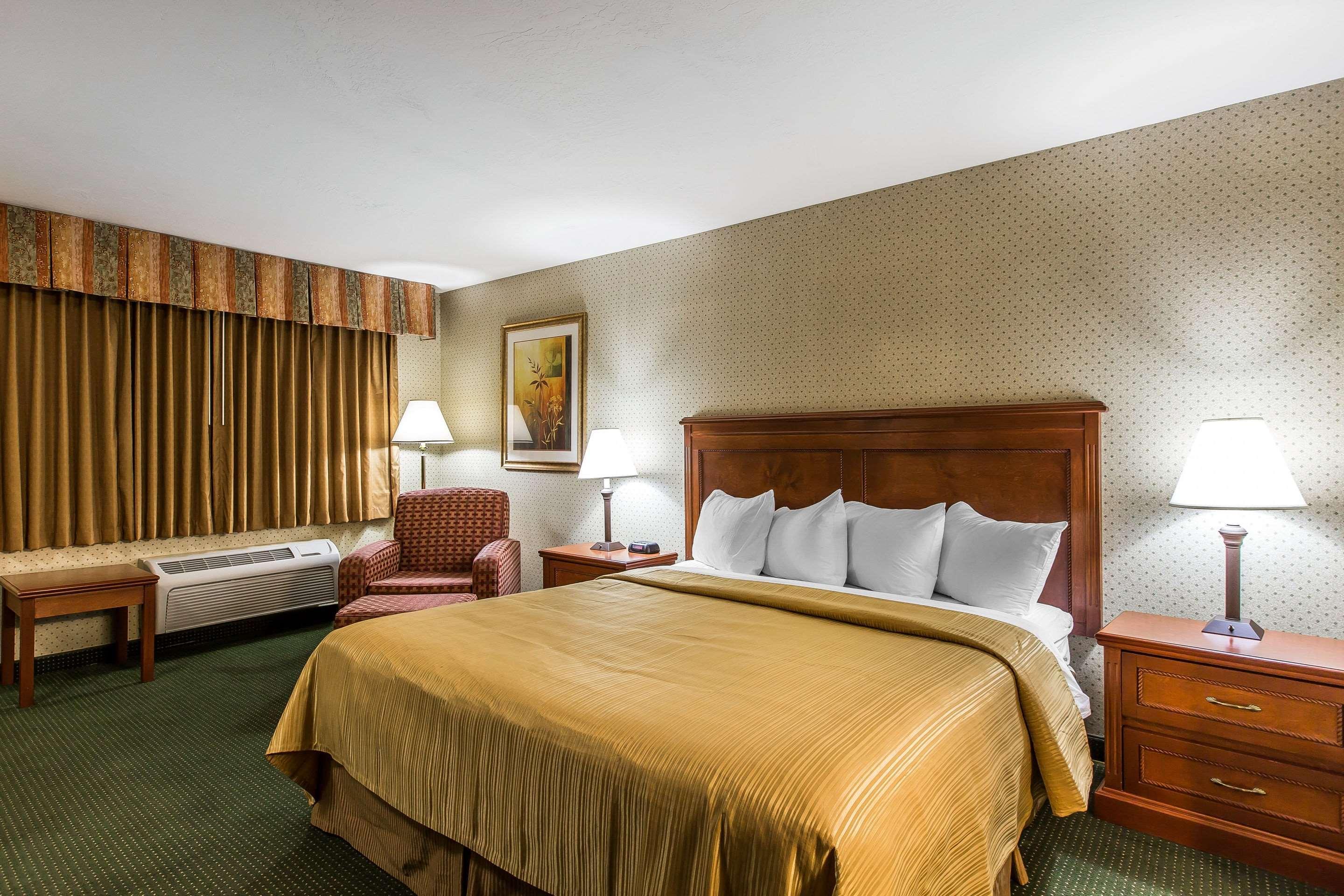 Quality Inn Near China Lake Naval Station Ridgecrest Exterior foto